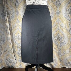 Ann Taylor Black Rayon Pencil Skirt - Size 6